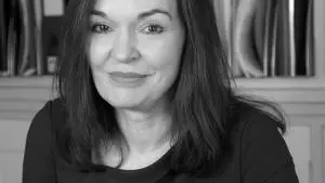 Photo of Professor Dame Carol Robinson