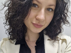 A photo of Olena Didenko