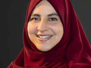 Dr Hinnah Rafique photo
