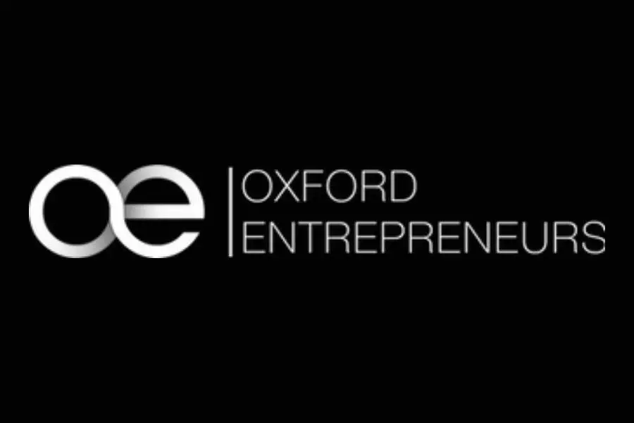 Intertwining O and E lettering on black background